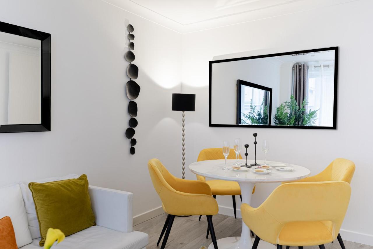Explore The Most Exquisite West-End From A Harrods Family And Couple Home Londen Buitenkant foto