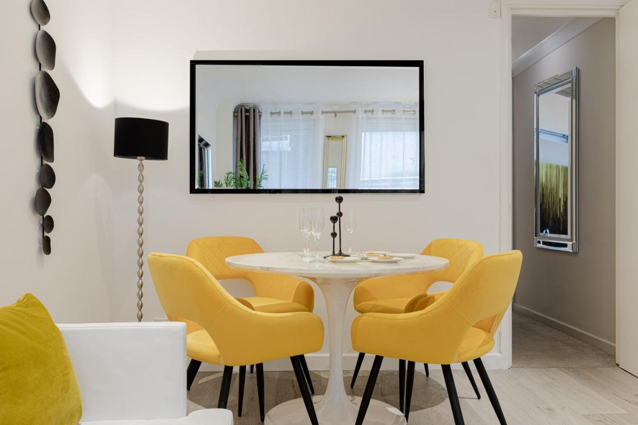 Explore The Most Exquisite West-End From A Harrods Family And Couple Home Londen Buitenkant foto