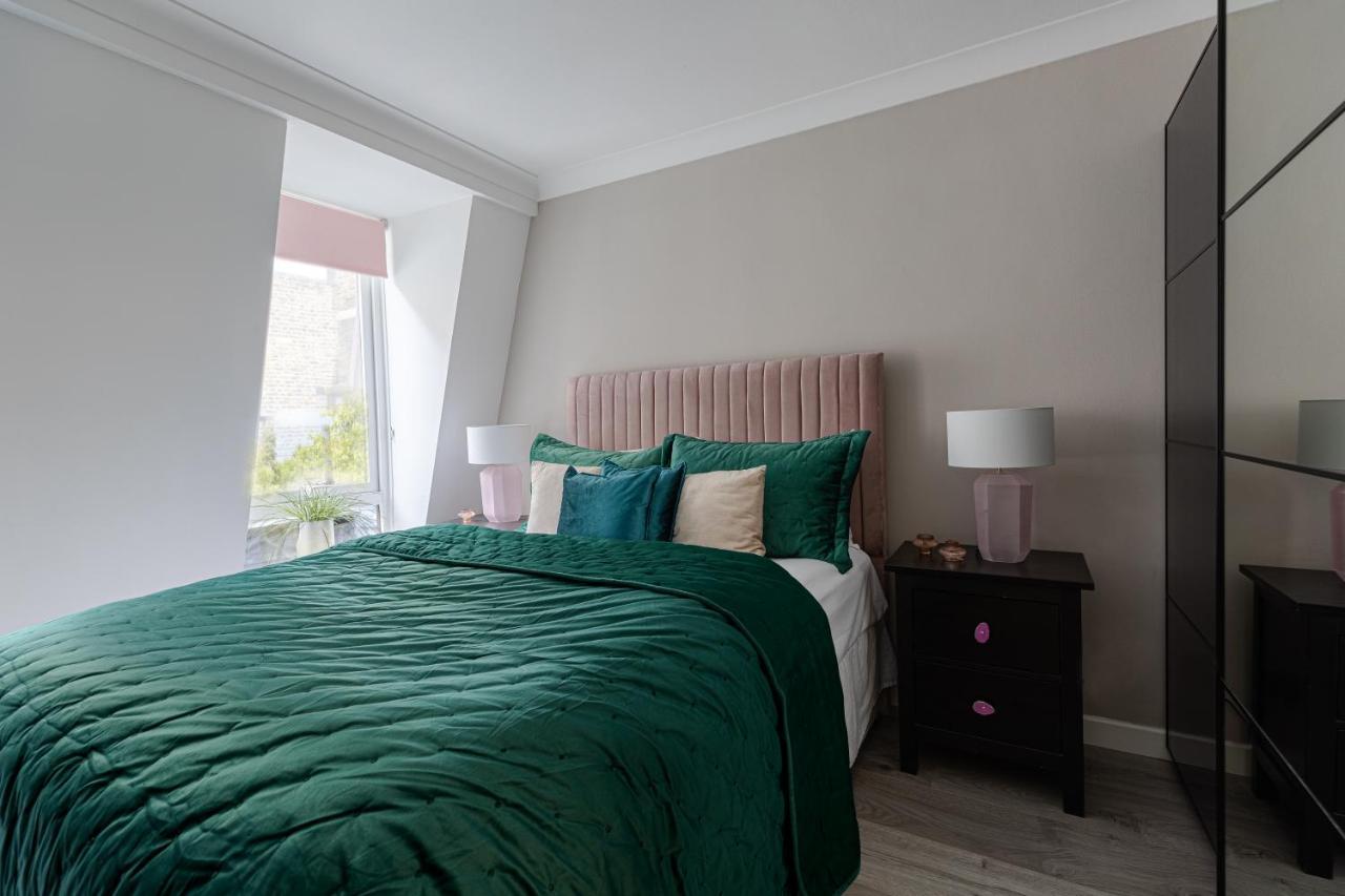 Explore The Most Exquisite West-End From A Harrods Family And Couple Home Londen Buitenkant foto