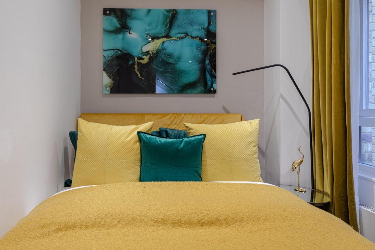 Explore The Most Exquisite West-End From A Harrods Family And Couple Home Londen Buitenkant foto